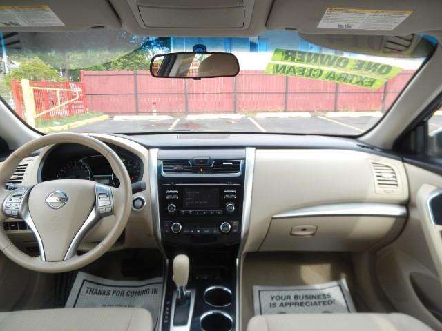 Nissan Altima 2014 photo 16